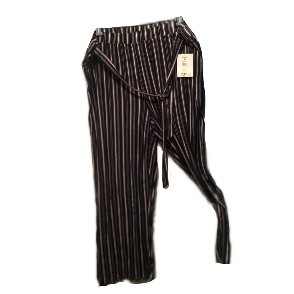 Wide leg pants